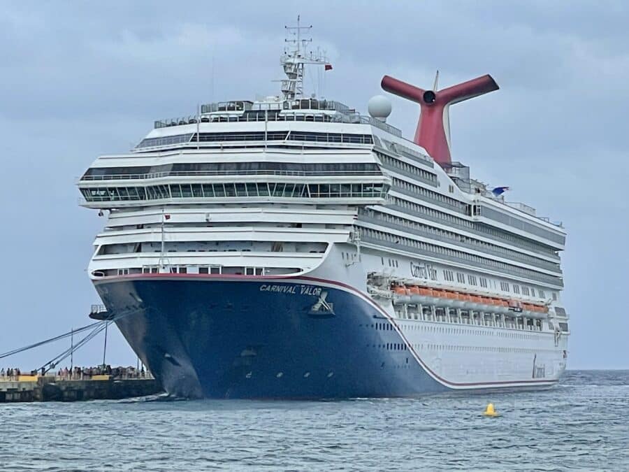 Carnival Valor